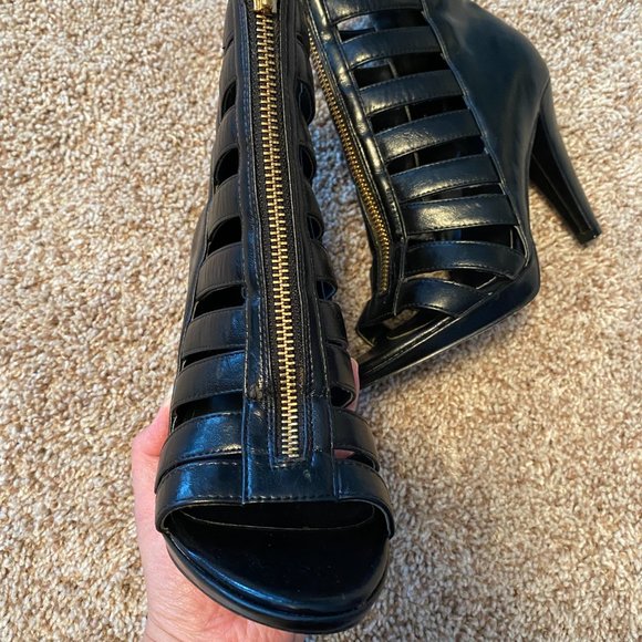 ALDO Black Heels - Picture 3 of 4